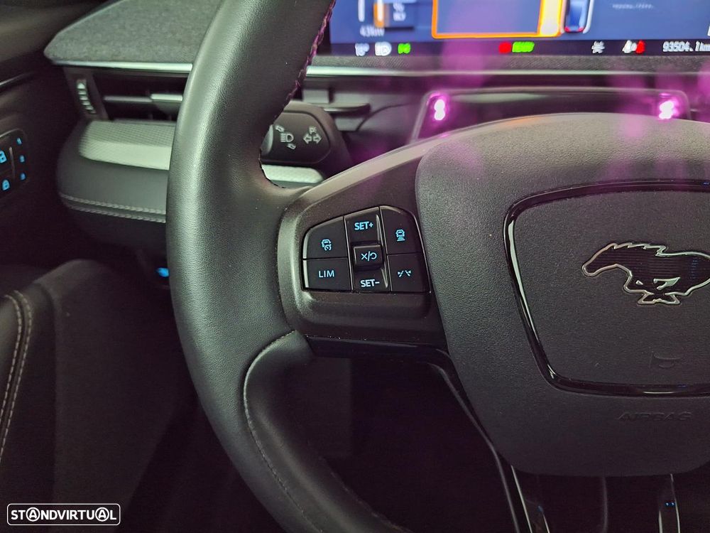 Ford Mustang Mach-E 98.7 kWh Premium - 37
