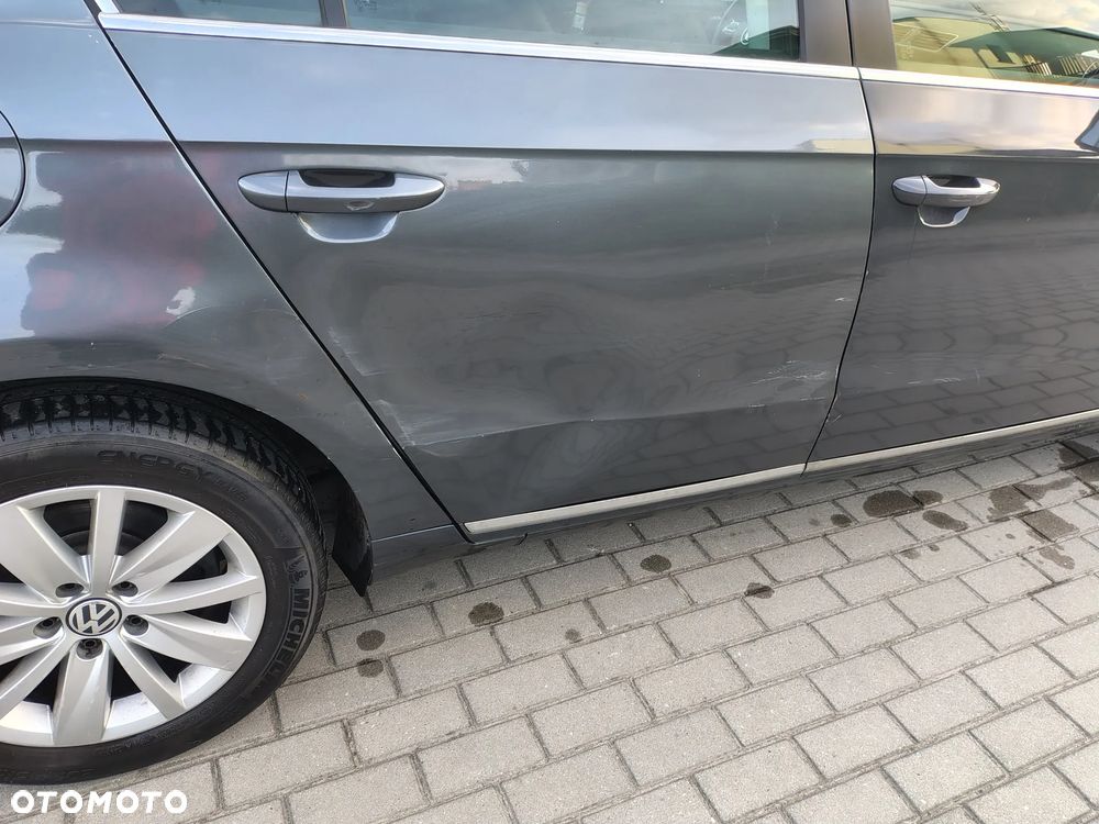 Volkswagen Passat - 17