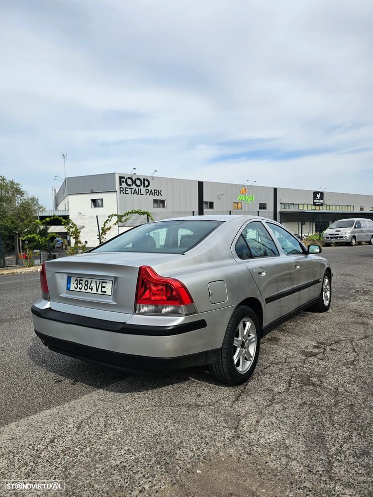 Volvo S60 2.0 T Optima - 4