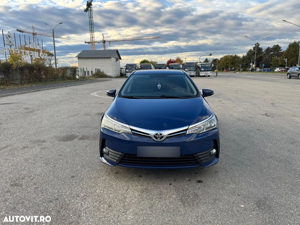 Toyota Corolla - 11