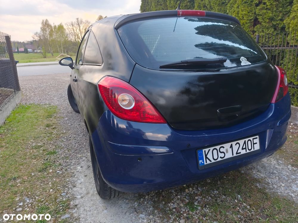 Opel Corsa 1.2 16V Essentia - 7