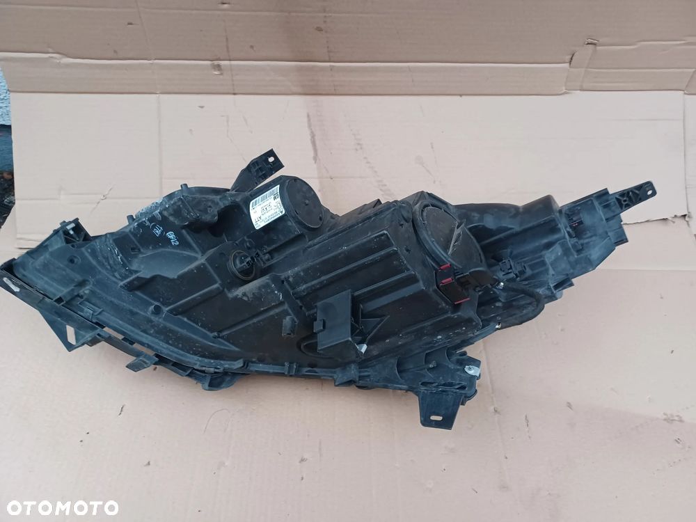 LAMPA PRZEDNIA PRAWA ZAFIRA C EUROPA - 5