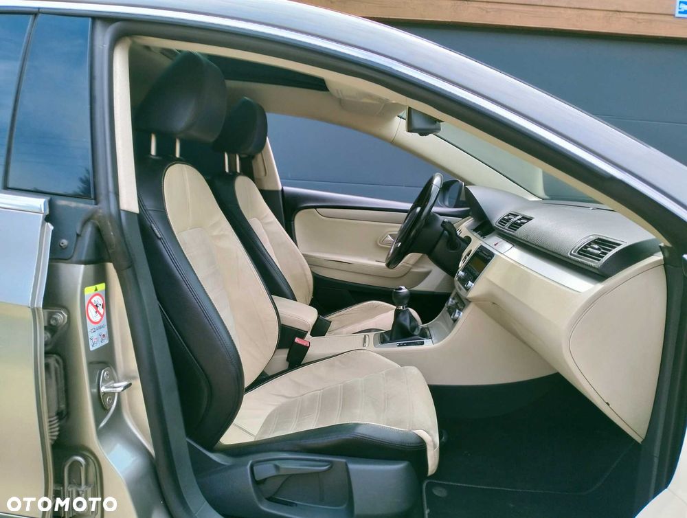 Volkswagen Passat CC - 6