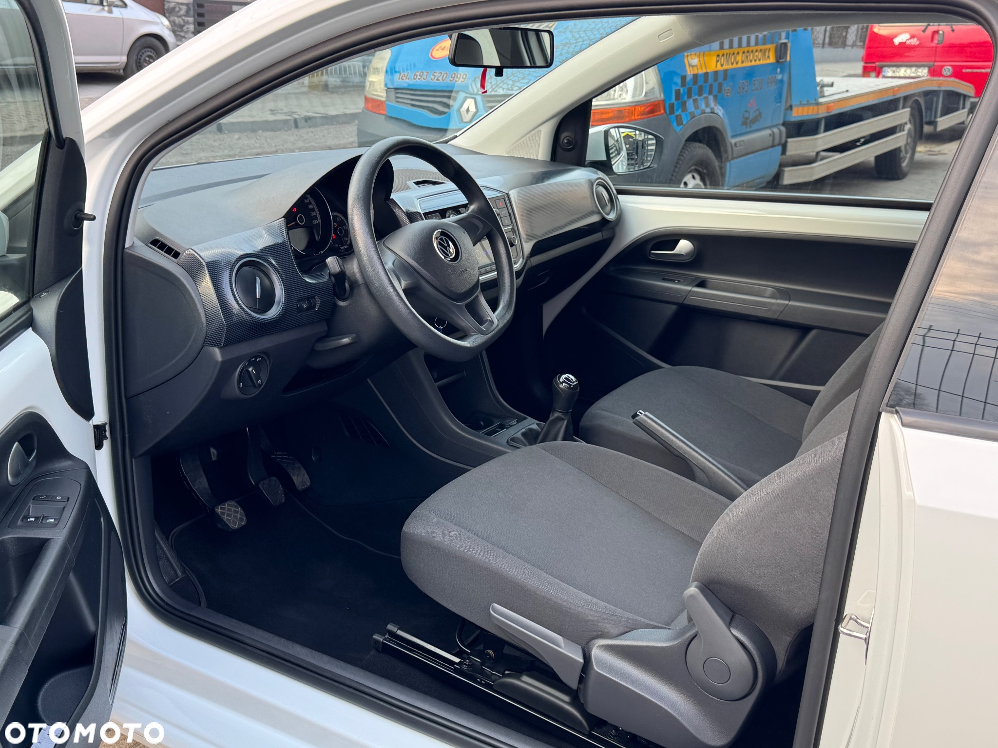 Volkswagen up! 1.0 move - 6