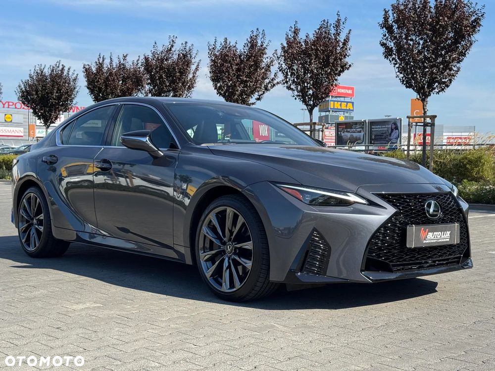 Lexus IS - 29