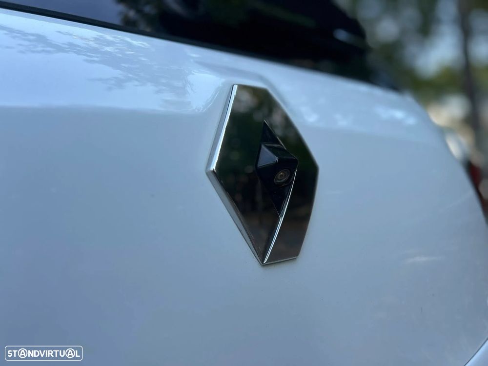Renault Clio TCe 220 EDC R.S. Trophy - 30