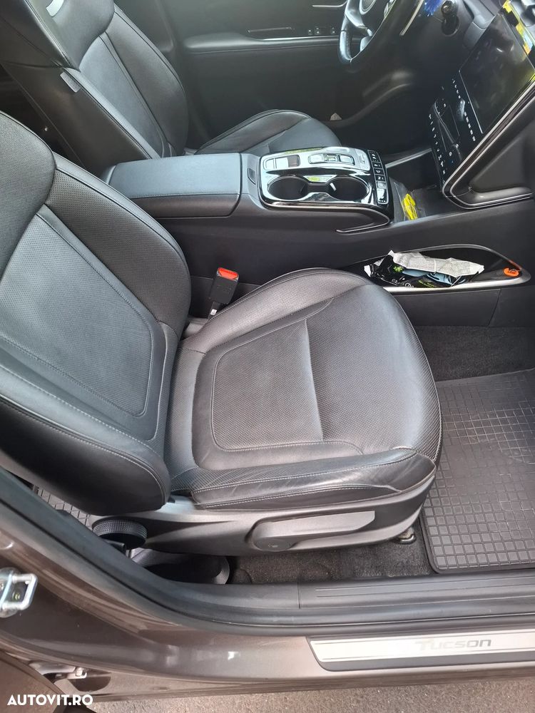 Hyundai Tucson 1.6 l MHEV 180 CP 4WD 7DCT Luxury - 12