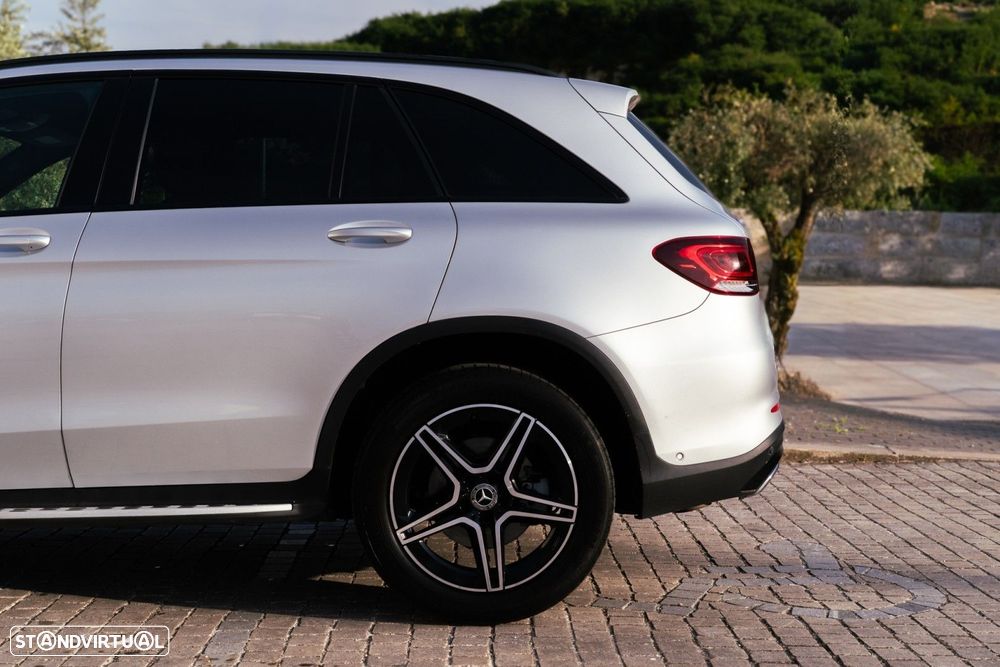 Mercedes-Benz GLC 300 d 4Matic - 43