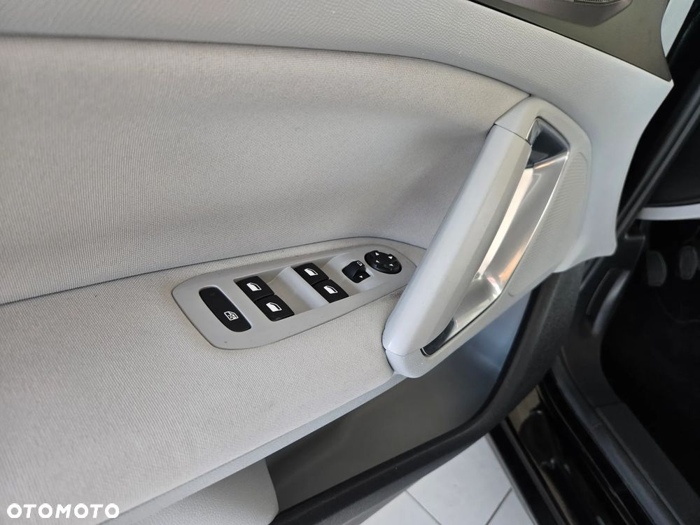 Peugeot 308 - 16