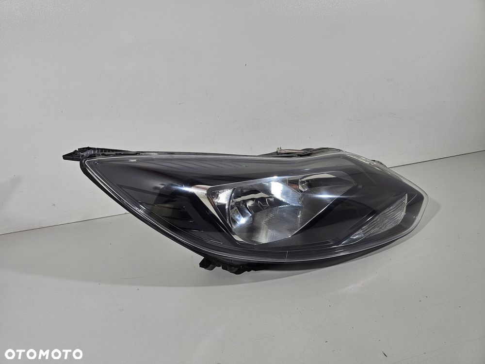 Ford focus iii mk3 10-14 lampa przednia przód prawa oryginał europa - 1