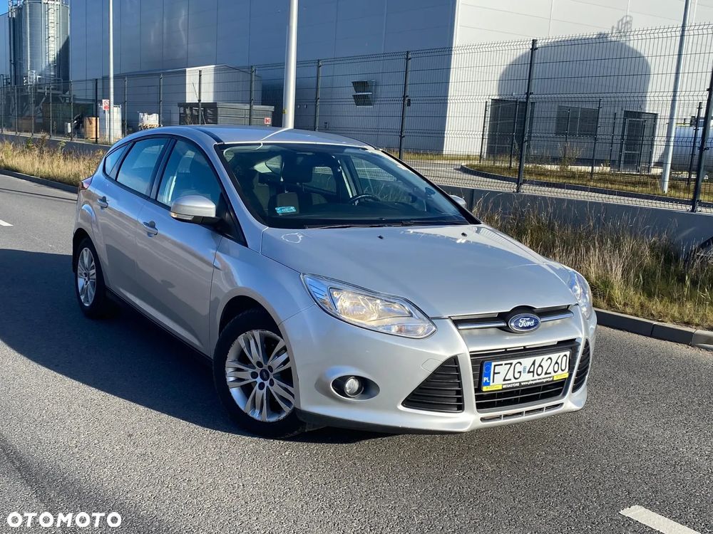 Ford Focus 2012 photo 3