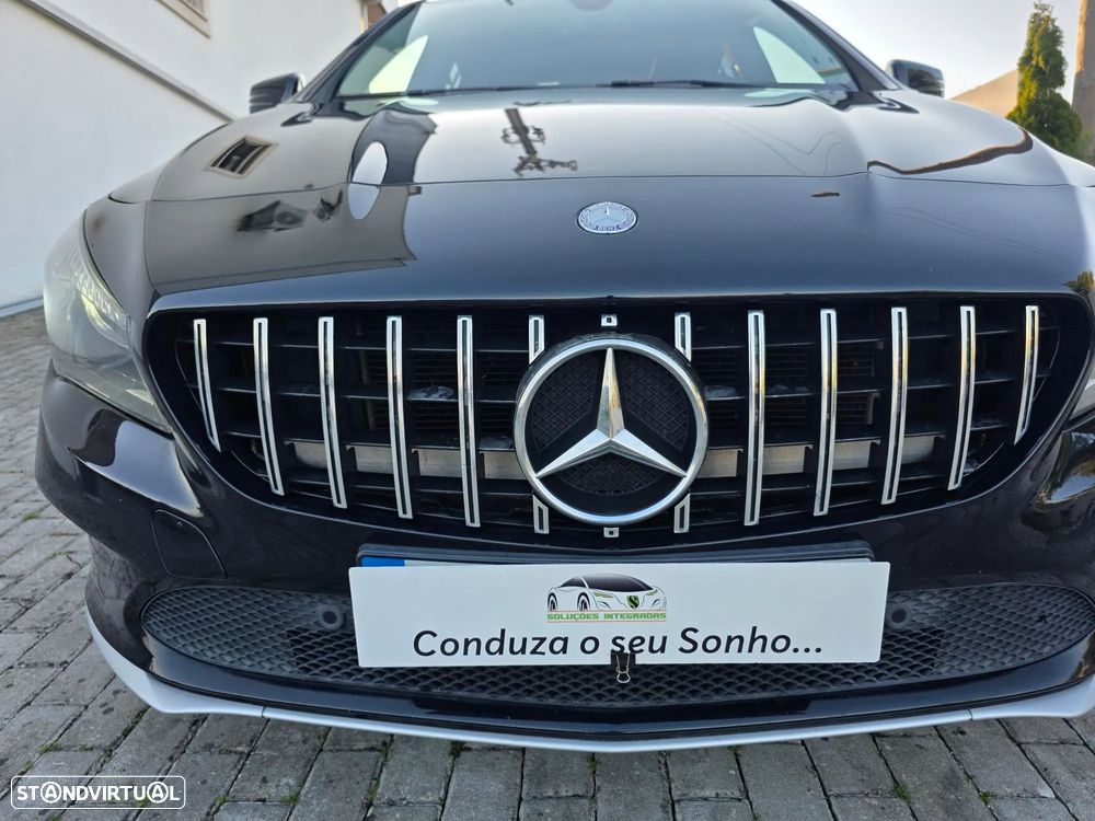 Mercedes-Benz CLA 180 d Shooting Brake AMG Line - 37