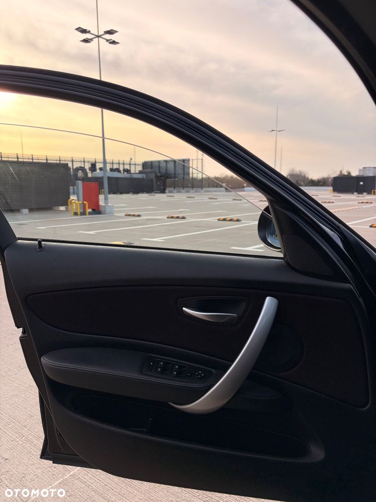 BMW Seria 1 - 31