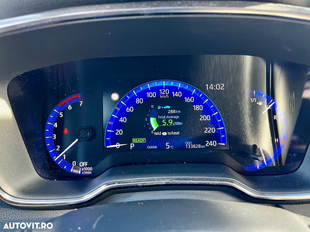 Toyota Corolla 1.8 Hybrid Club - 9