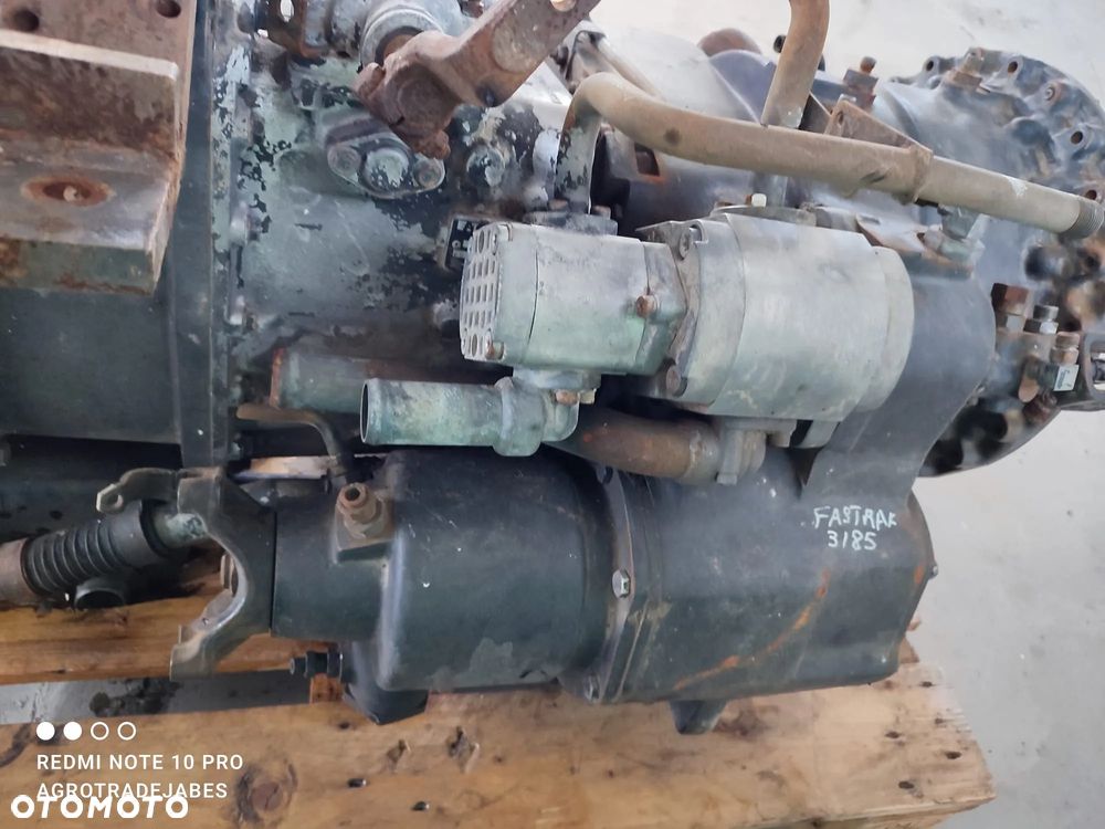 Skrzynia biegów EATON 454 96300 JCB FASTRAC 3185 - 8