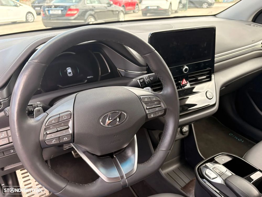 Hyundai Ioniq Premium - 5