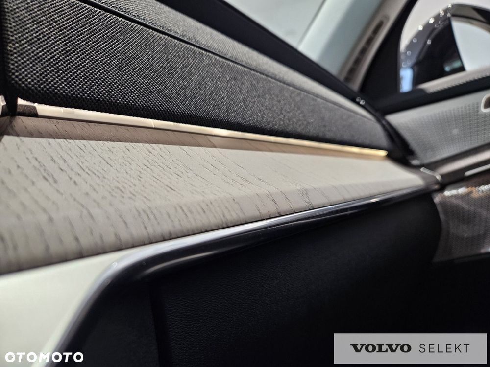Volvo XC 90 - 25