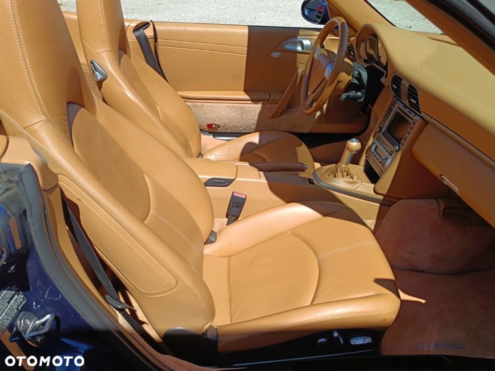 Porsche 911 - 25
