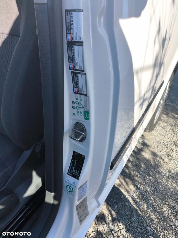 Volkswagen CADDY - 15