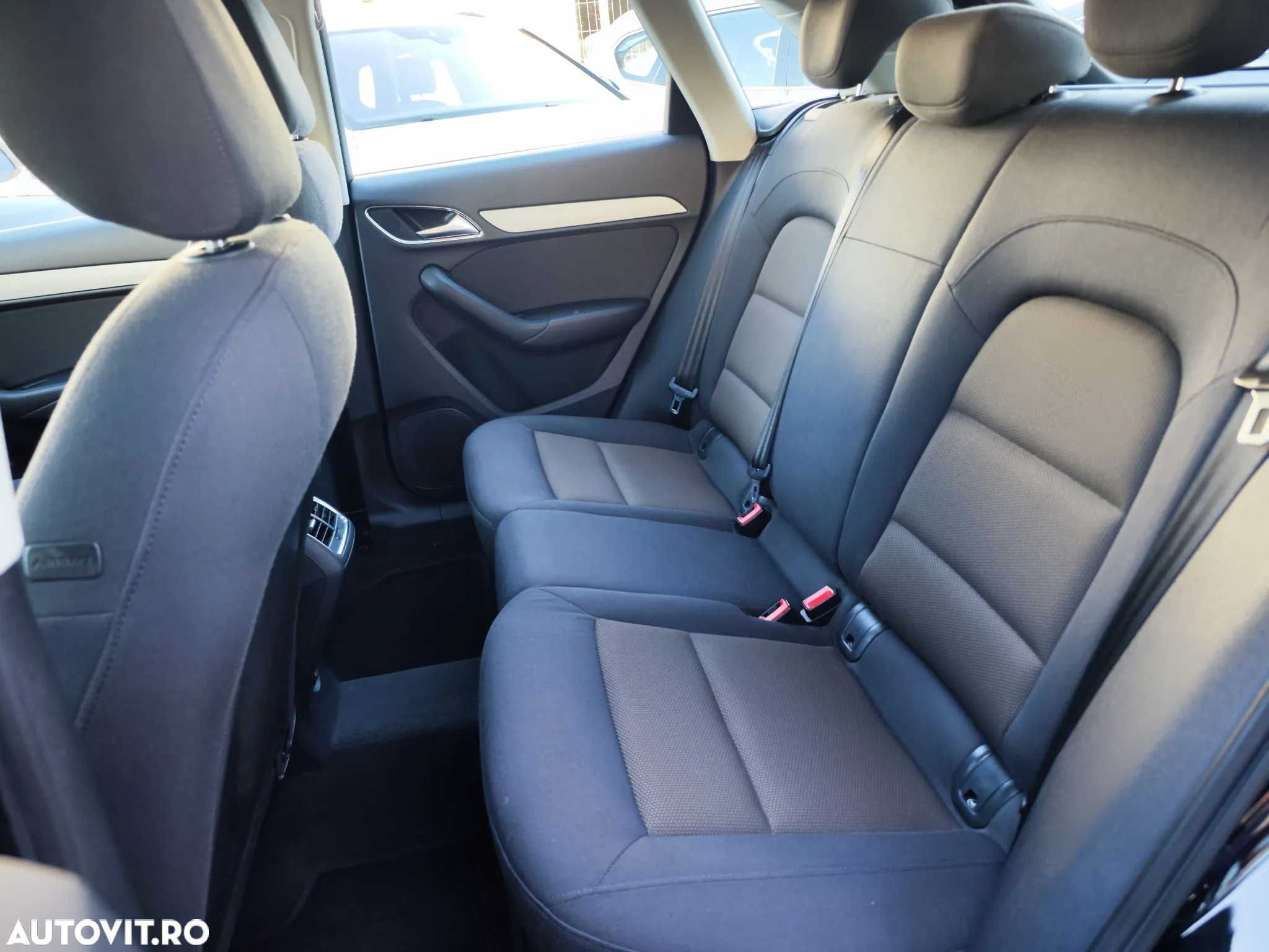 Audi Q3 2.0 TDI Quattro S tronic - 12