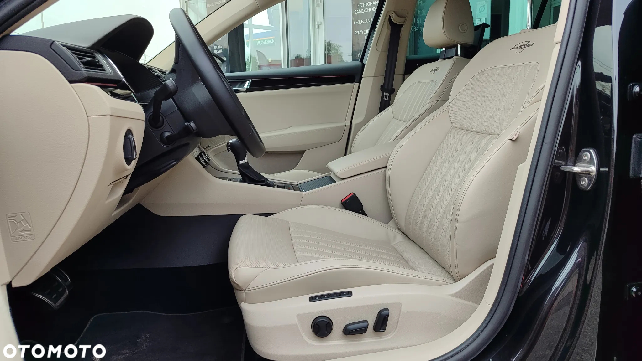 Skoda Superb 2.0 TSI L&K DSG - 12