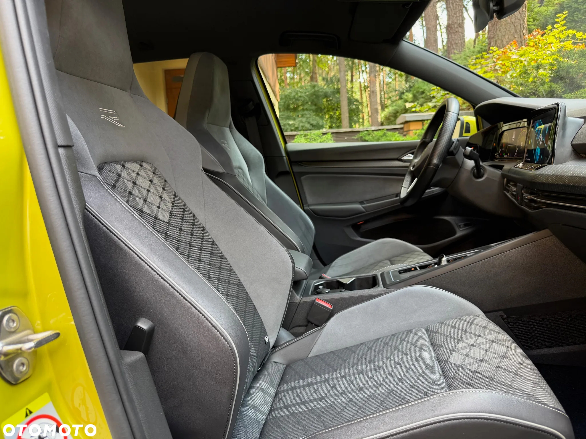 Volkswagen Golf - 9