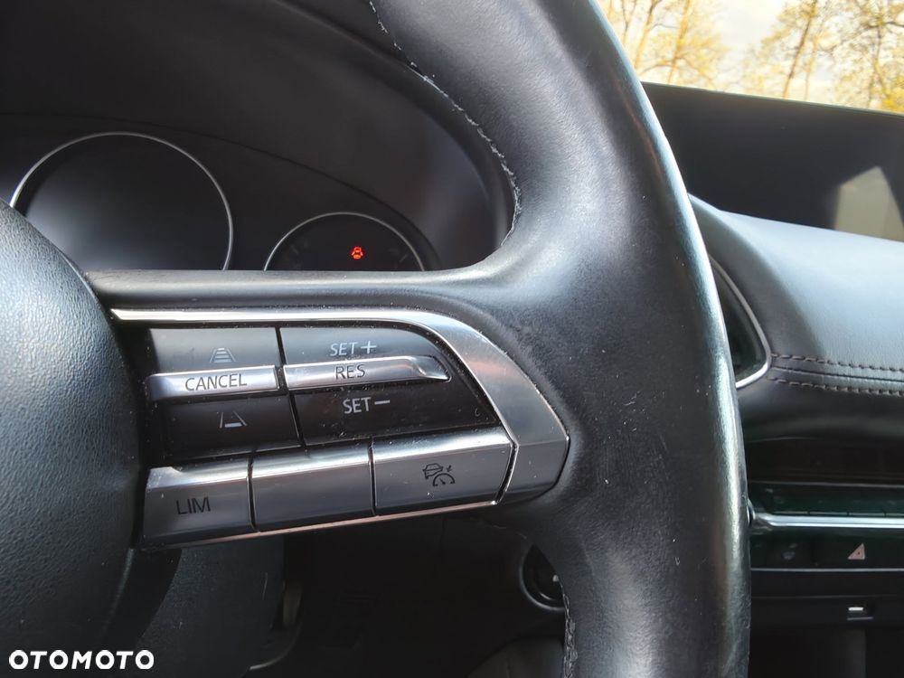 Mazda 3 e-SKYACTIV-G 122 M HYBRID EXCLUSIVE-LINE - 20