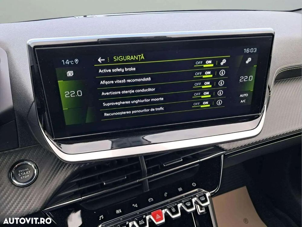 Peugeot 208 1.2 L PureTech STT EAT8 GT - 12