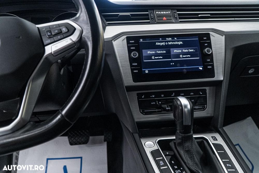Volkswagen Passat 2.0 TDI DSG Comfortline - 24
