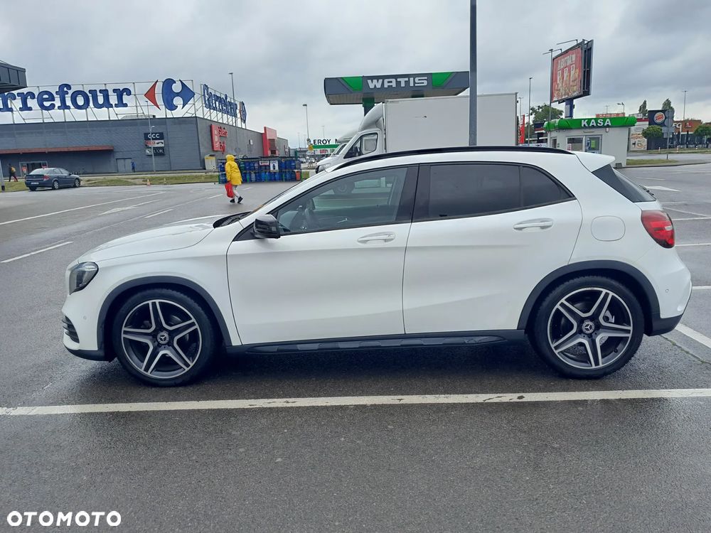 Mercedes-Benz GLA 200 7G-DCT AMG Line - 8