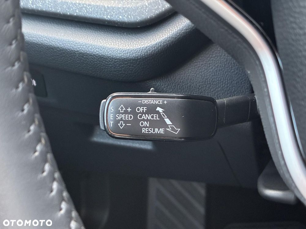 Skoda Octavia 2.0 TDI Selection DSG - 19