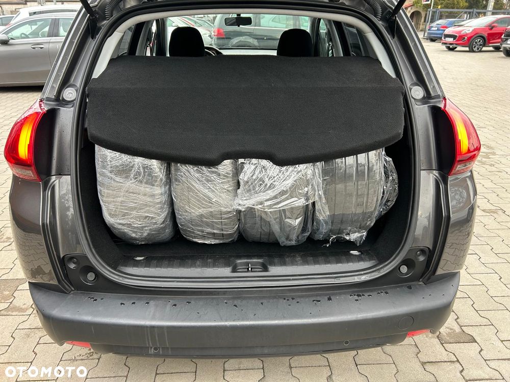 Peugeot 2008 1.6 BlueHDi Style - 19