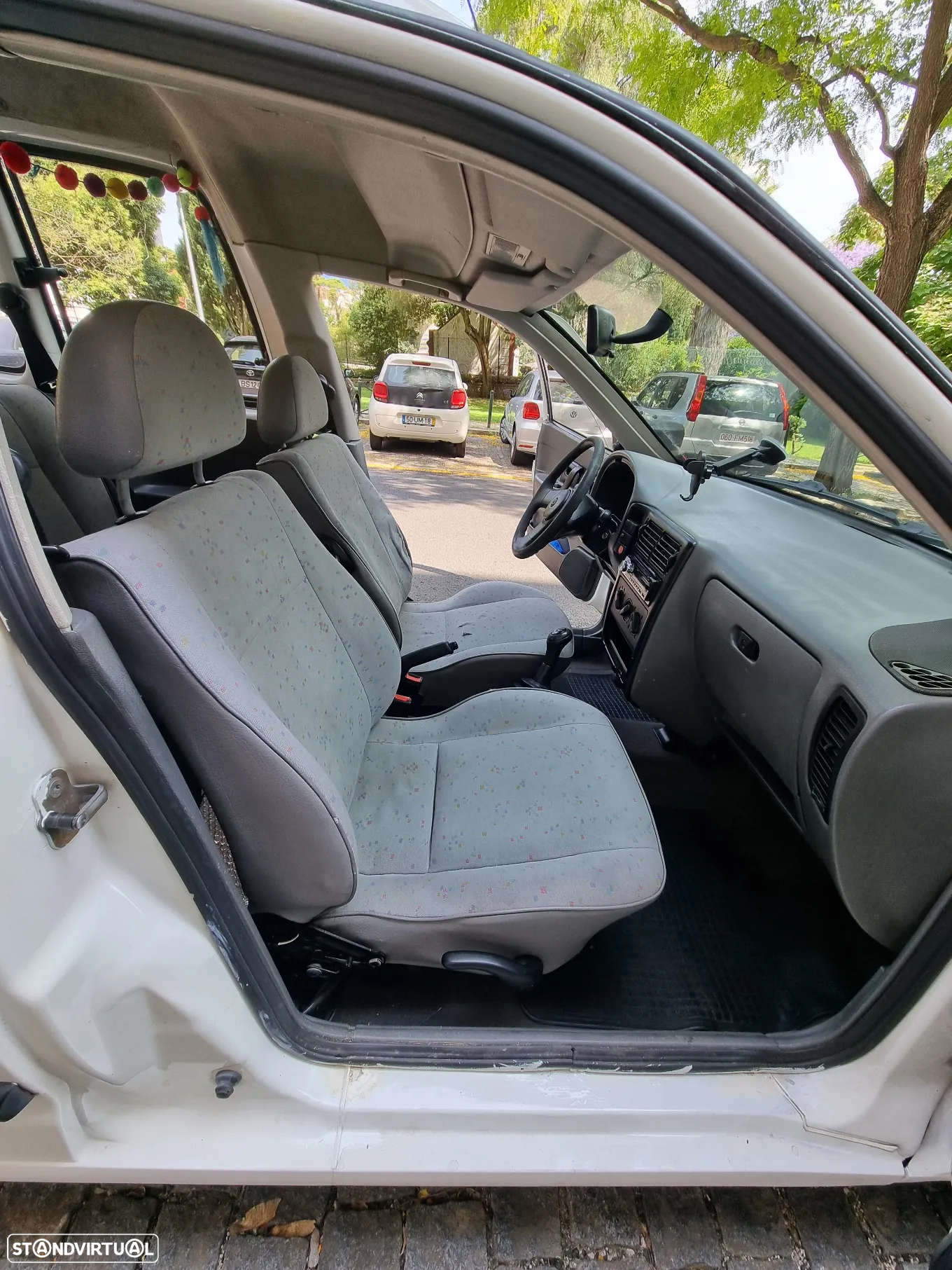 VW Caddy 1.4i - 18