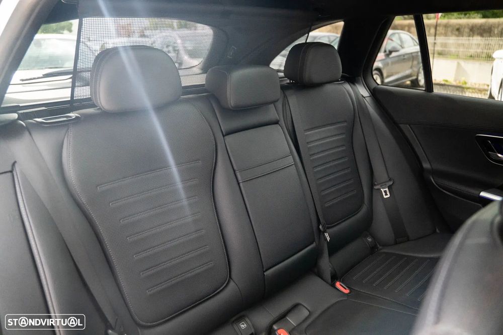 Mercedes-Benz C 300 d AMG Line - 16