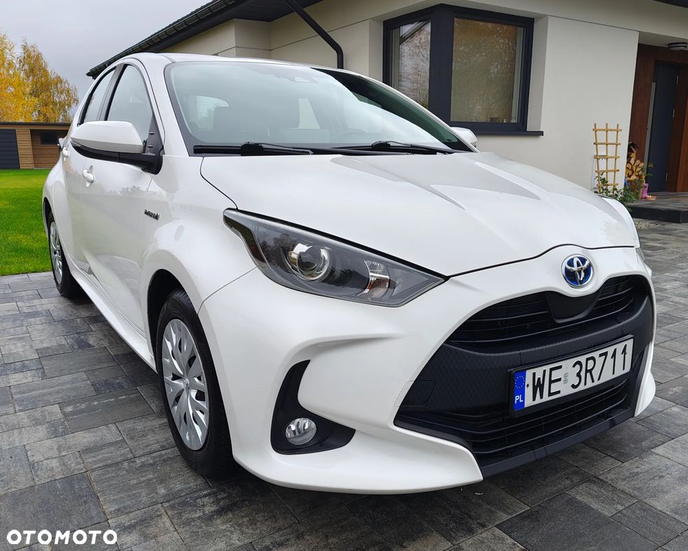 Toyota Yaris 2021 photo 2