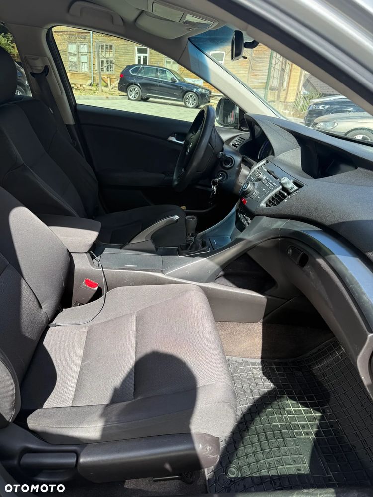 Honda Accord 2.0 Elegance - 10