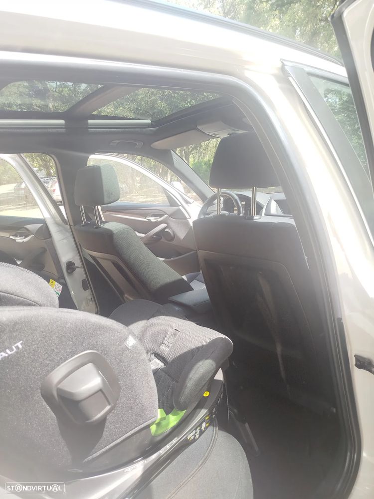 BMW X1 18 d sDrive Auto Line Sport - 11