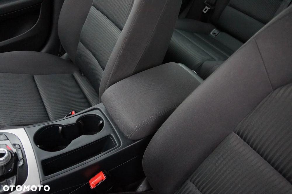 Audi A4 Limousine 2.0 TDI DPF quattro Attraction - 21