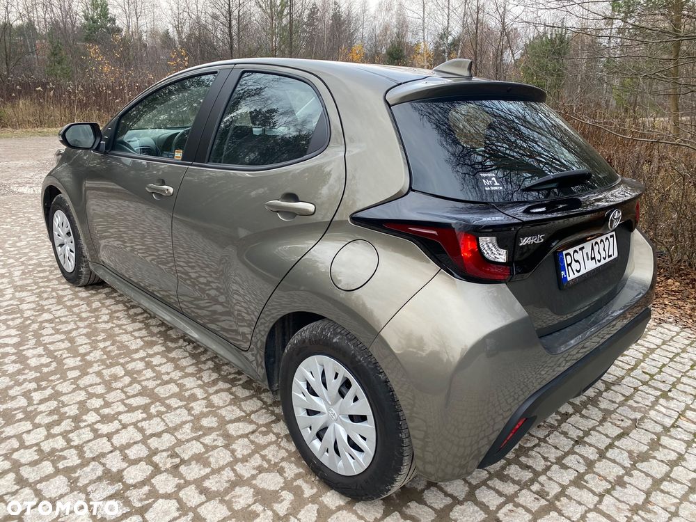 Toyota Yaris 1.5 Comfort - 6