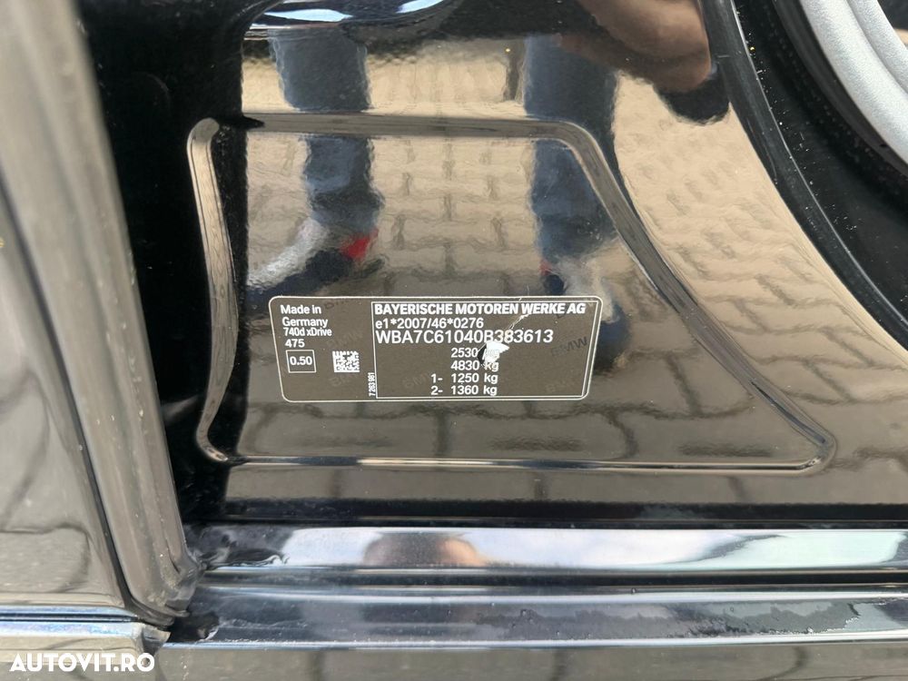 BMW Seria 7 740d xDrive - 22