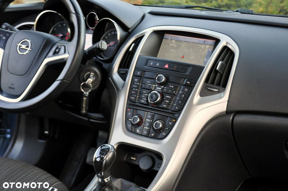 Opel Astra - 26