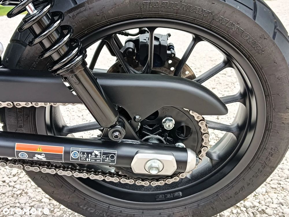 Honda Scrambler - 25