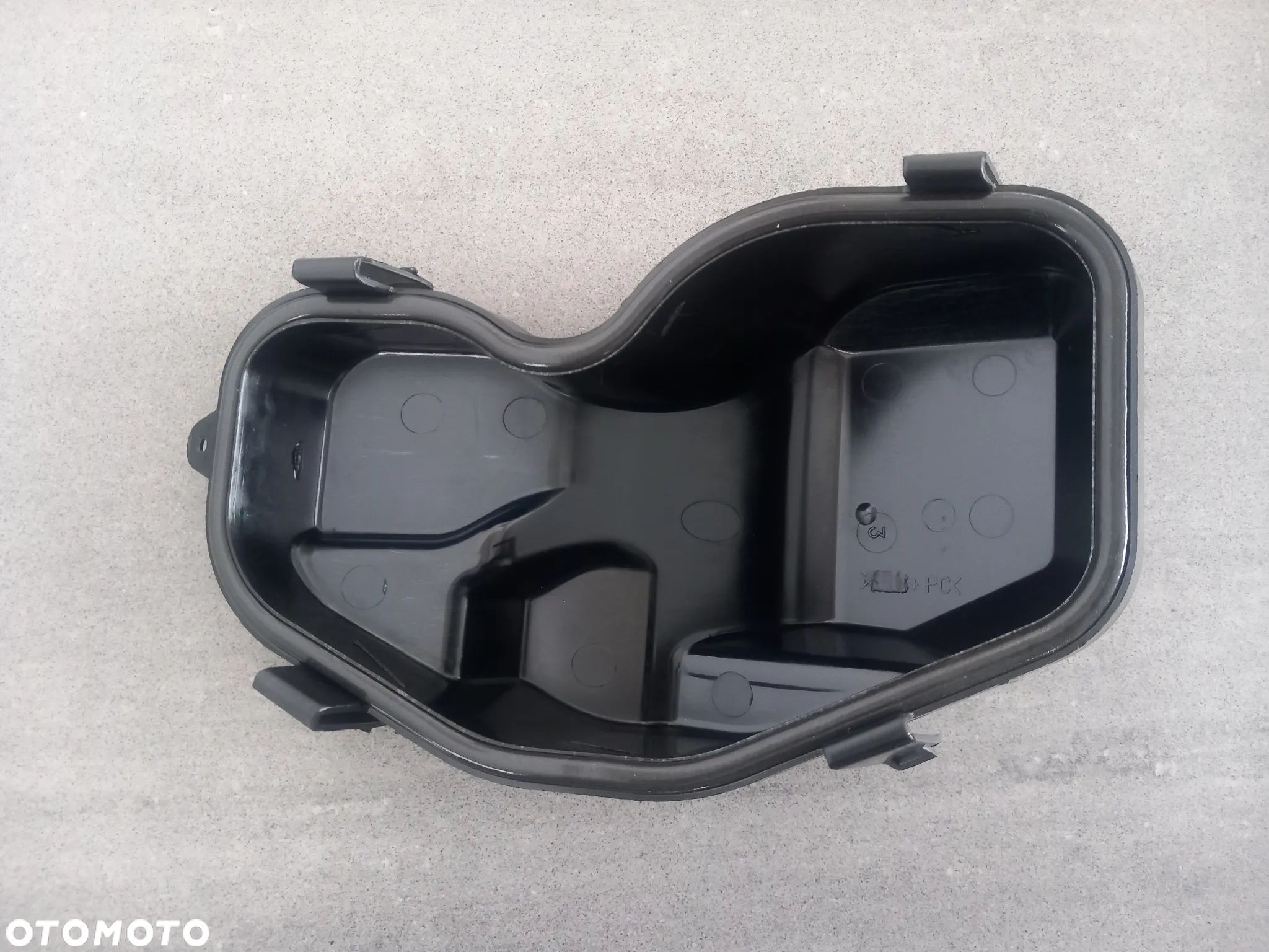 Pokrywa reflektora lewego Ford Focus 1324266 - 1