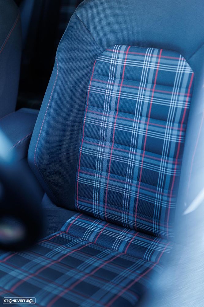 VW Golf 2.0 TSI GTI DSG Performance - 10