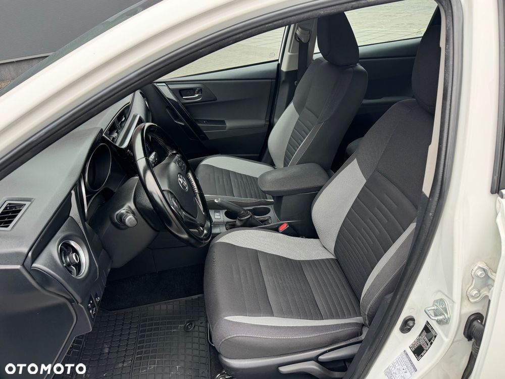 Toyota Auris 1.6 Comfort - 7