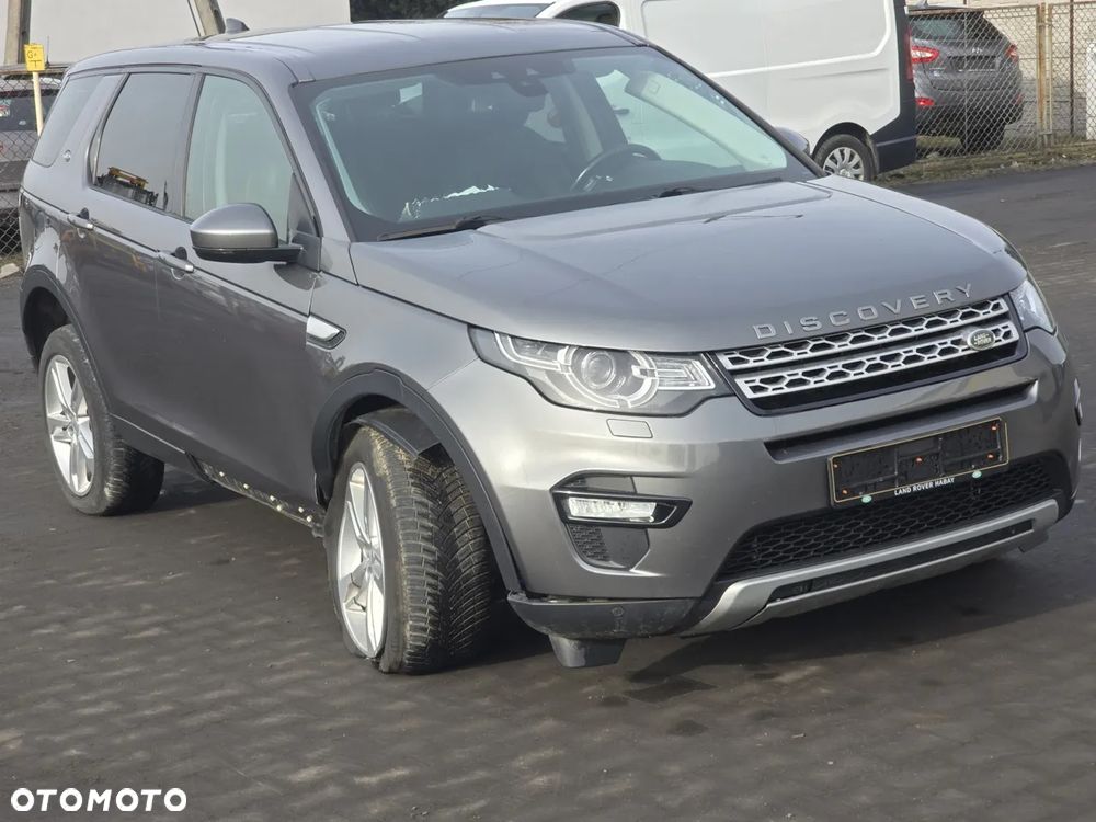 Land Rover Discovery Sport TD4 HSE Luxury - 19