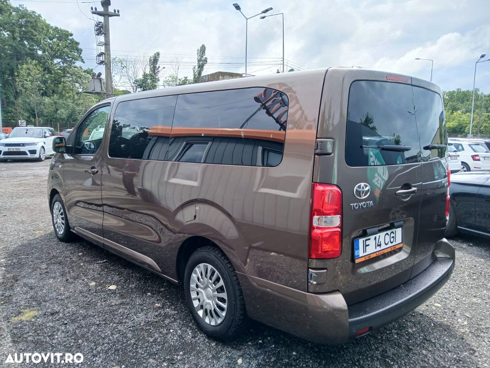 Toyota Proace 1.5 D-4D 120CP 7+1 L2H1 Comfort - 5