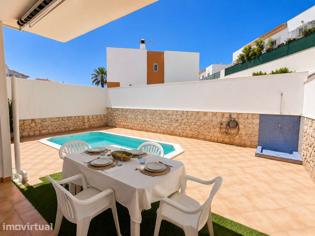 Moradia T3 com piscina privada e garagem dupla em Albufeira - Grande imagem: 5/26