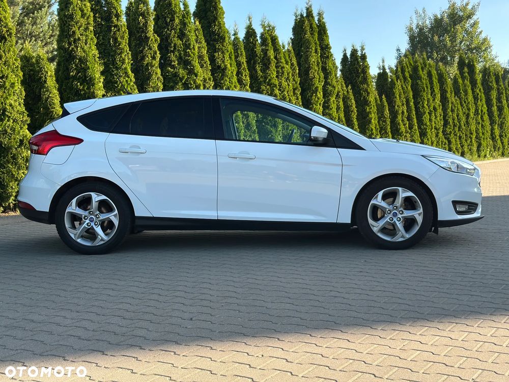 Ford Focus 1.5 EcoBlue STart-Stopp-System TITANIUM - 16
