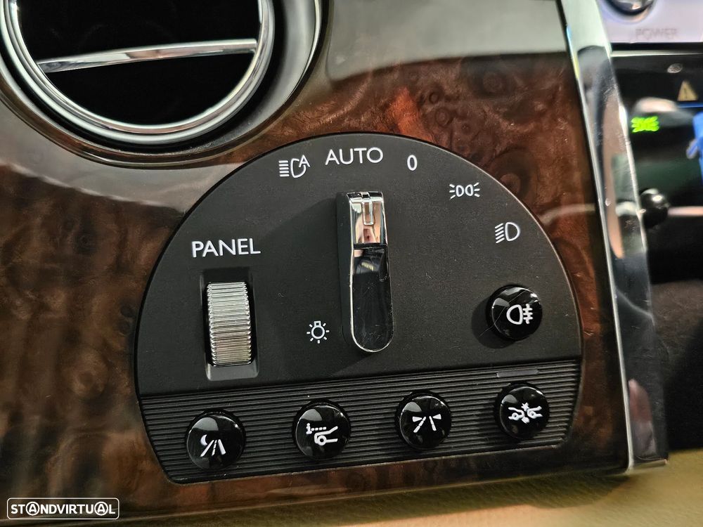 Rolls Royce Ghost - 23